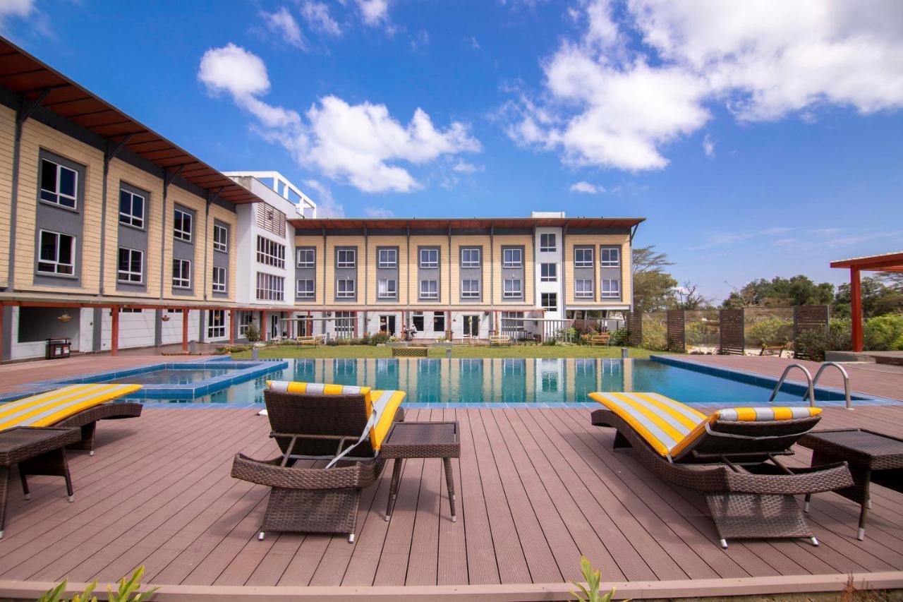 Eseriani The Resort ไนวาชา ภายนอก รูปภาพ