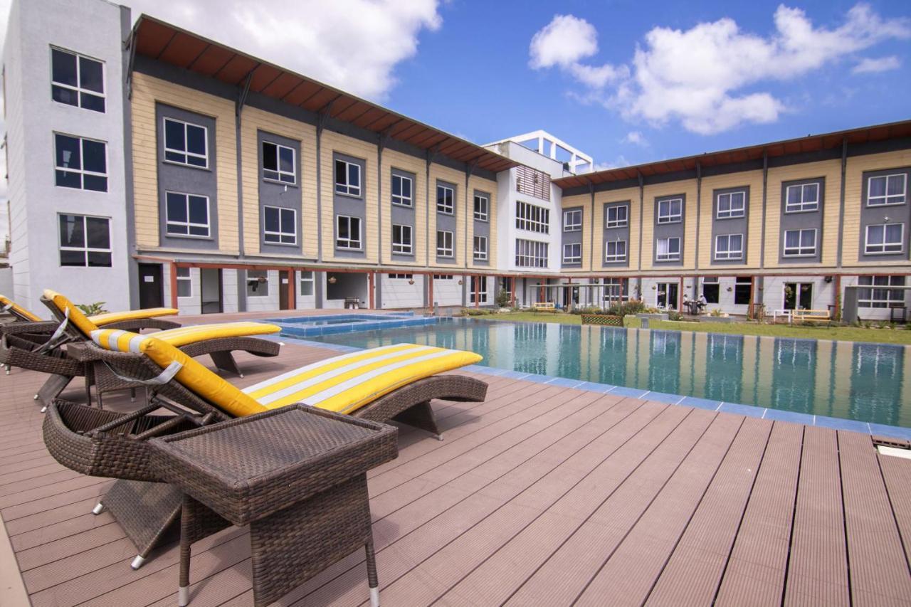 Eseriani The Resort ไนวาชา ภายนอก รูปภาพ